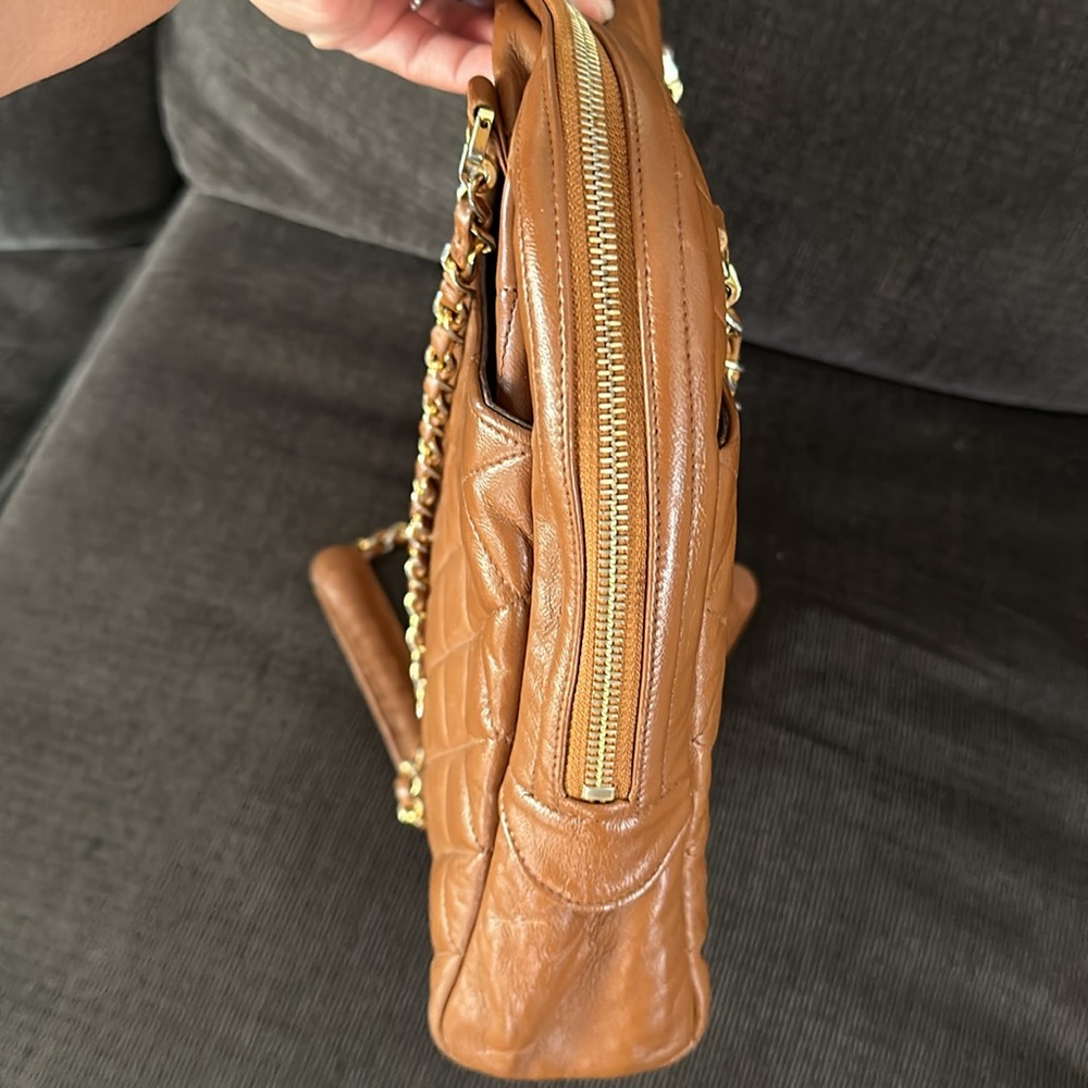 Vintage Chanel large camera bag style/Tote - Picture 13 of 16